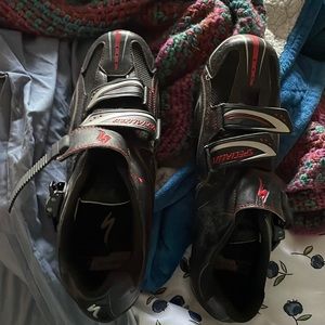 Specialized bike shoes, mens size 12.5. Black with red details. Worn 2 times.
